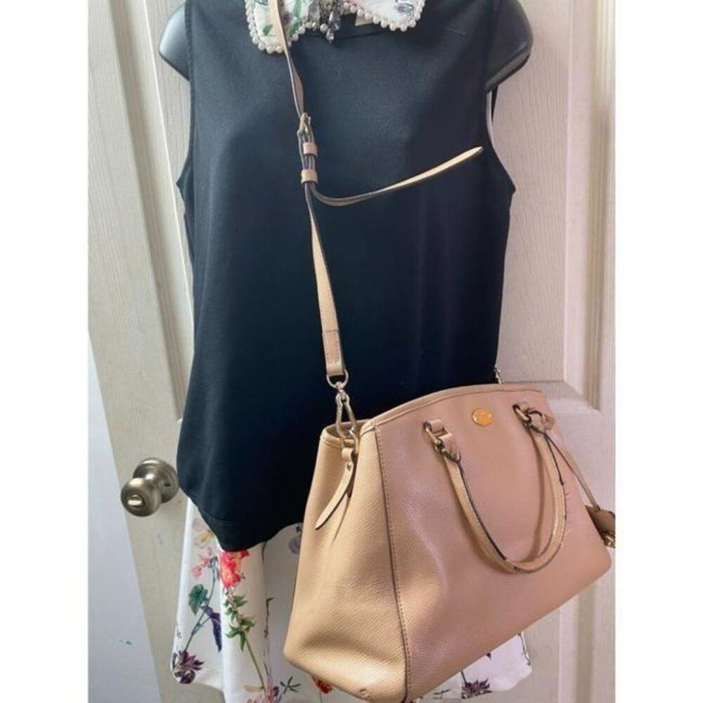 coach medium w adjustable strap tan leather cross - Picture 6 of 12